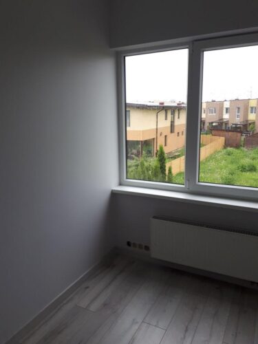 Visi apdailos darbai, laisvas nuo kitos savaitės.