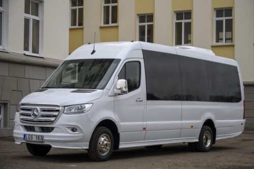 VEŽAME KELEIVIUS (NEBRANGIAI) . MIKROAUTOBUSAIS MERCEDES- BENZ