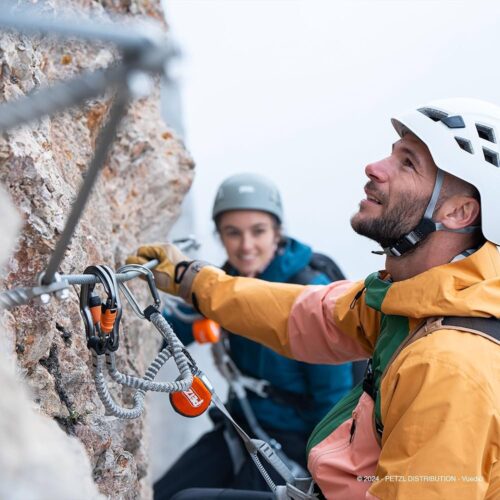 Via Ferrata įrangos nuoma – apraišai, savisaugos, šalmai turistinesprekes
